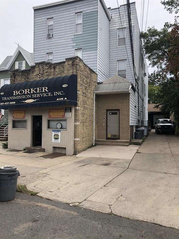 758 AVENUE A Bayonne, NJ 07002 758 AVENUE A Bayonne, NJ 07002