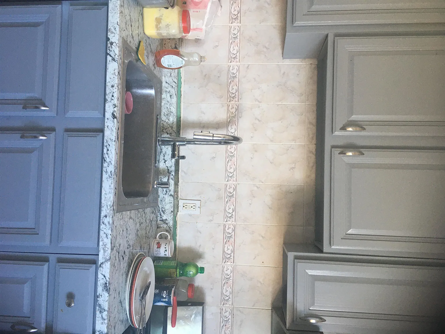 17 W 32nd St #2, Bayonne, NJ 07002