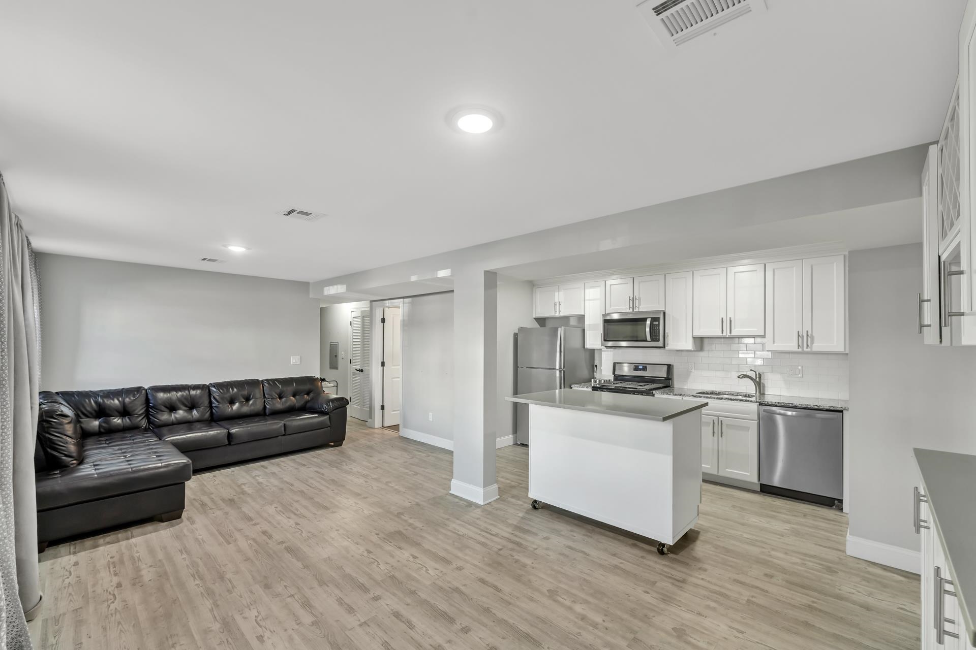 139 LAKE ST Jc, Heights, NJ 07306