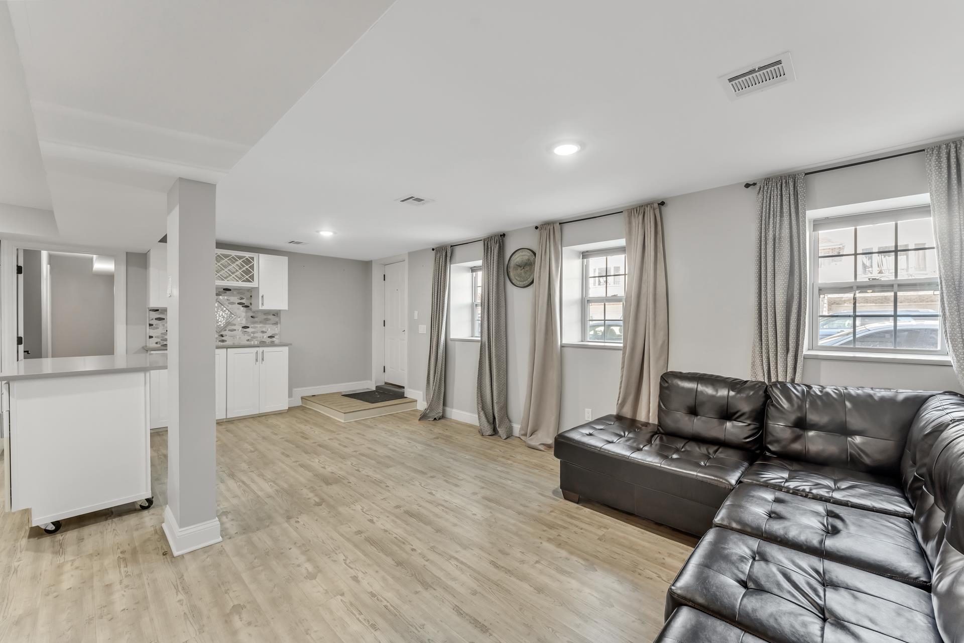 139 LAKE ST Jc, Heights, NJ 07306