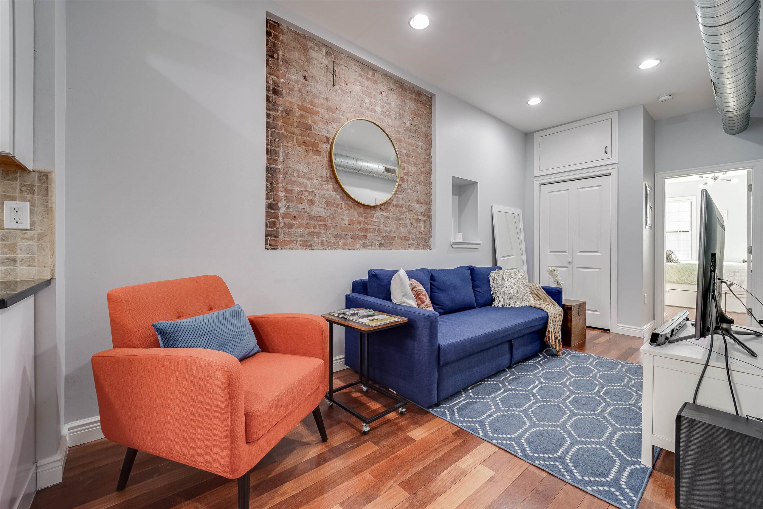2R 96 BOWERS ST Jc, Heights, NJ 07307