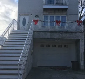 30 Silver St, Bayonne, NJ 07002