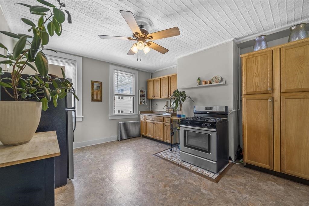 425 OGDEN AVE Jc, Heights, NJ 07307
